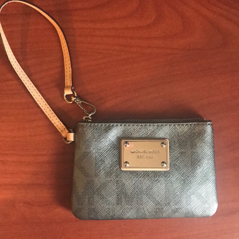 Michael Kors Wristlet